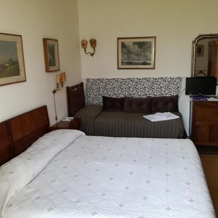 Rooms By Anna Florence Luaran gambar