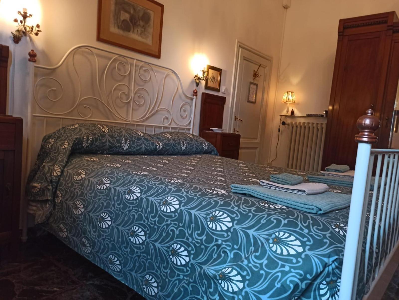 Rooms By Anna Florence Luaran gambar