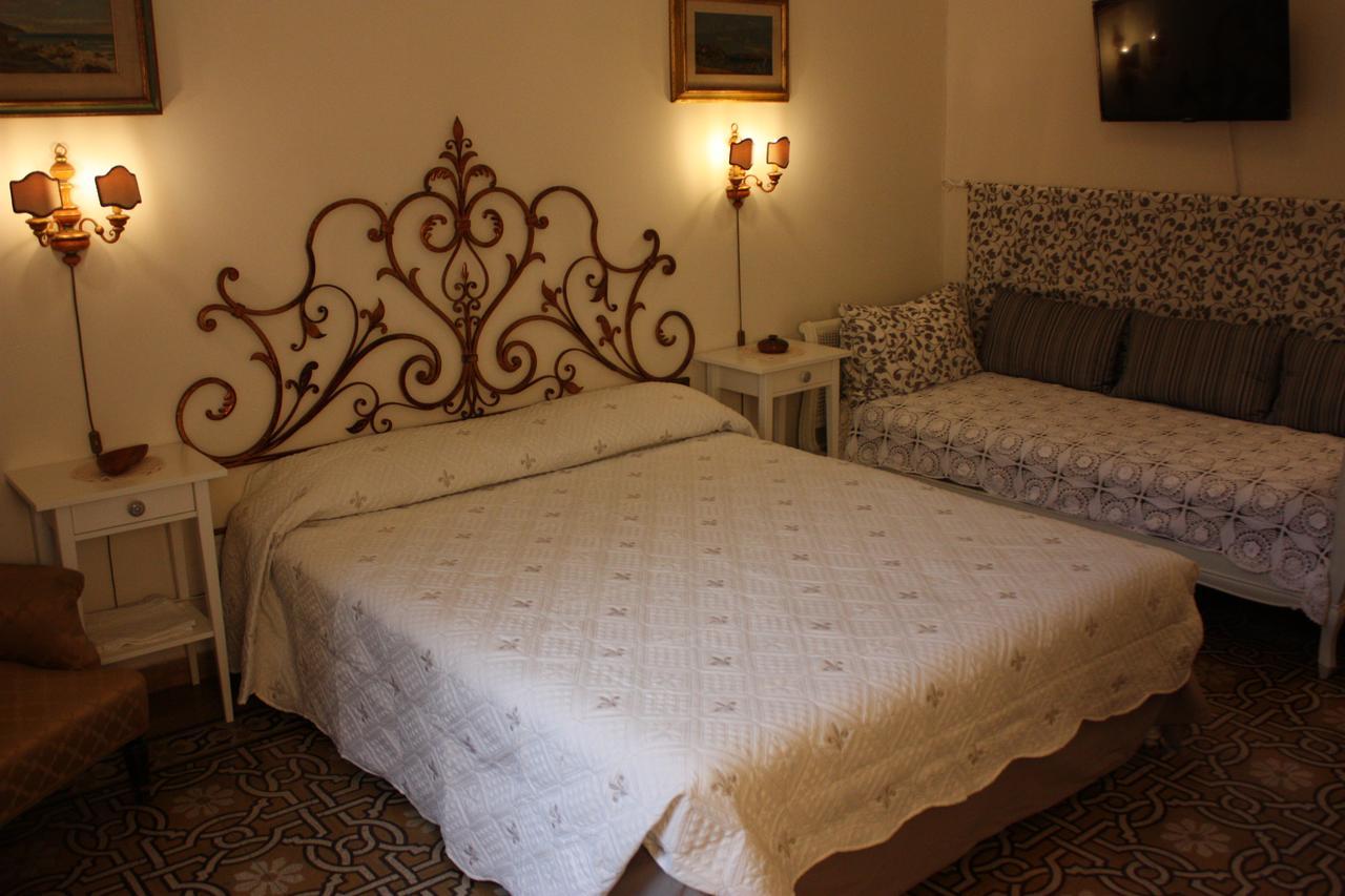Rooms By Anna Florence Luaran gambar
